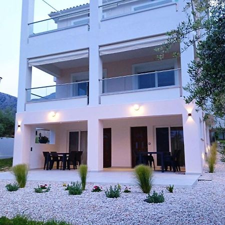 Q Luxury Rooms Paleros ภายนอก รูปภาพ