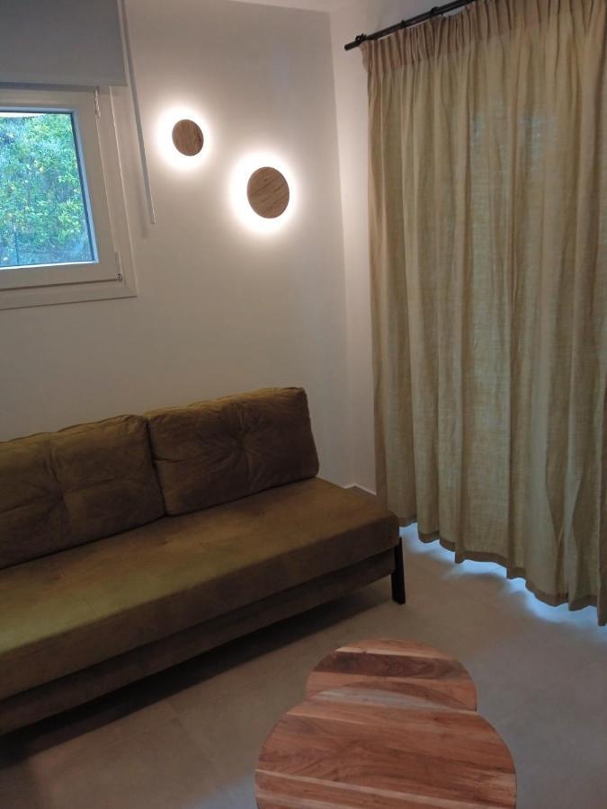 Q Luxury Rooms Paleros ภายนอก รูปภาพ