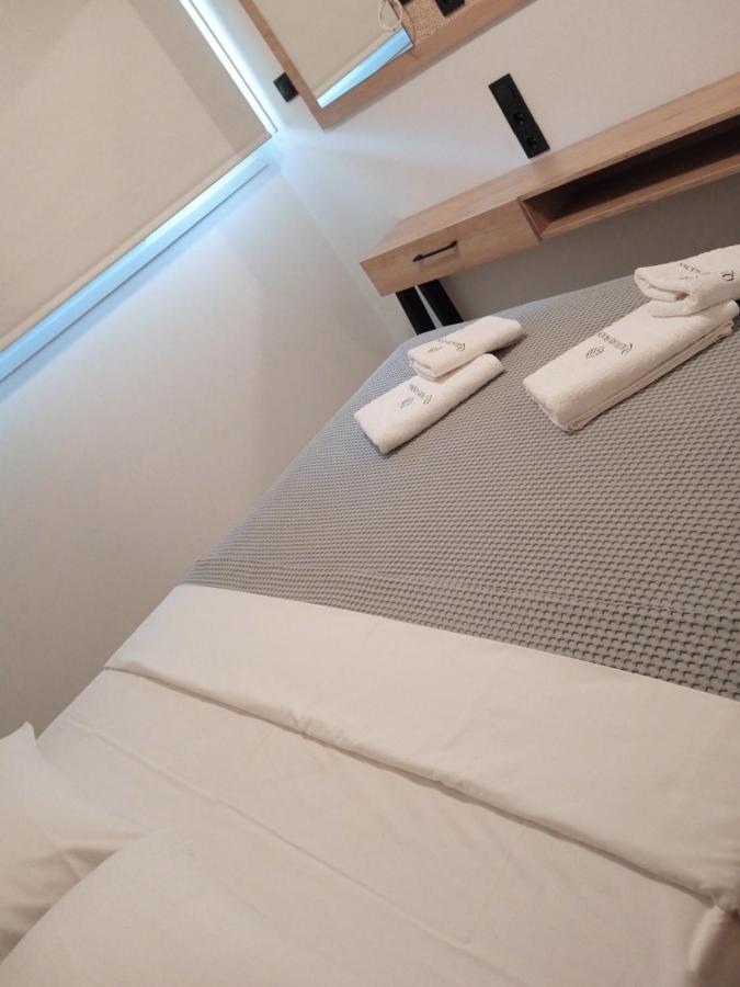 Q Luxury Rooms Paleros ภายนอก รูปภาพ