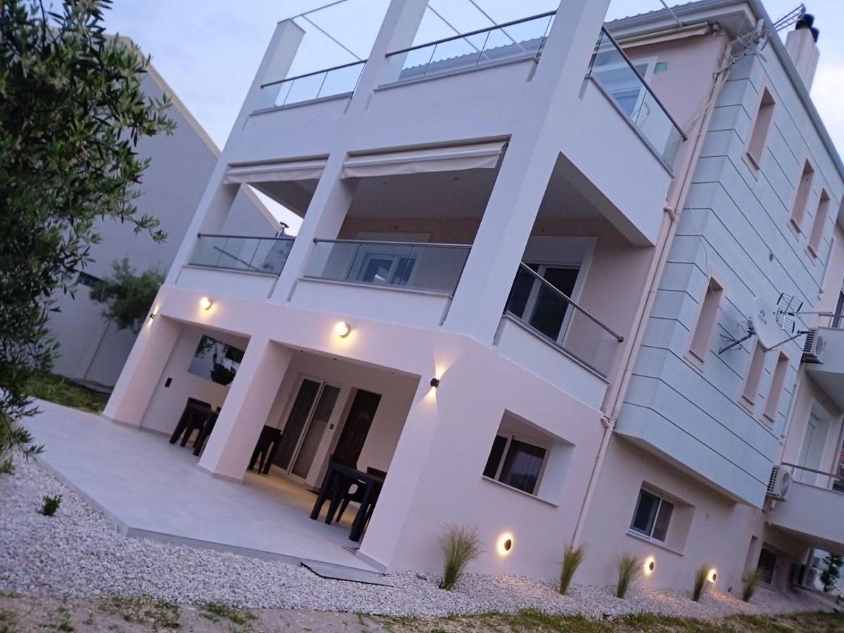 Q Luxury Rooms Paleros ภายนอก รูปภาพ